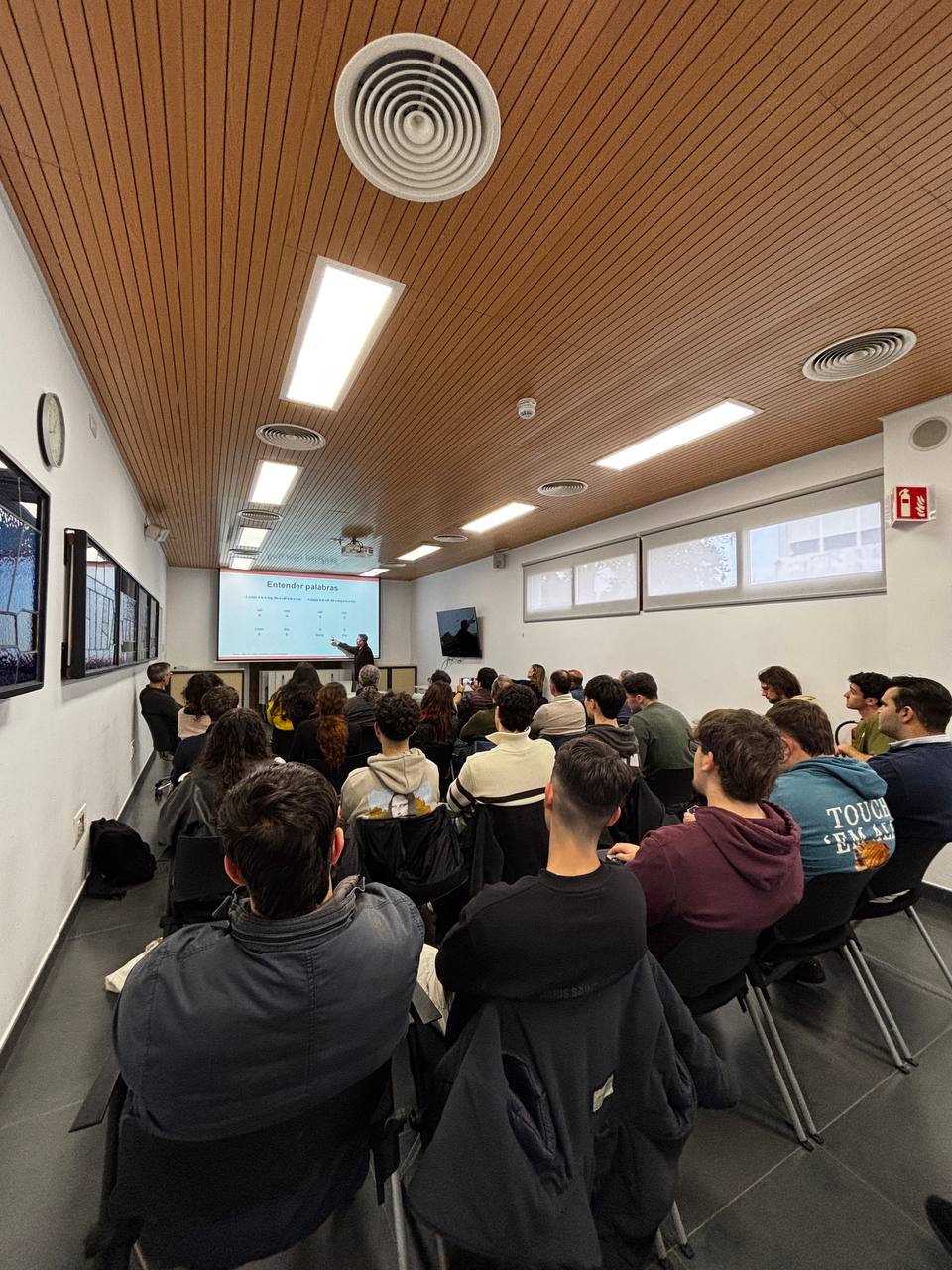 How do LLMs really work? We have an answer